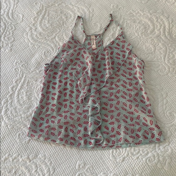 Chiffon tank - Picture 1 of 1